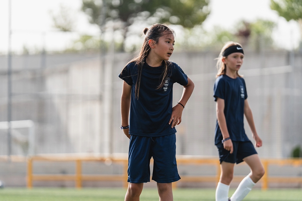 football opportunities for young female players football opportunities for young female players