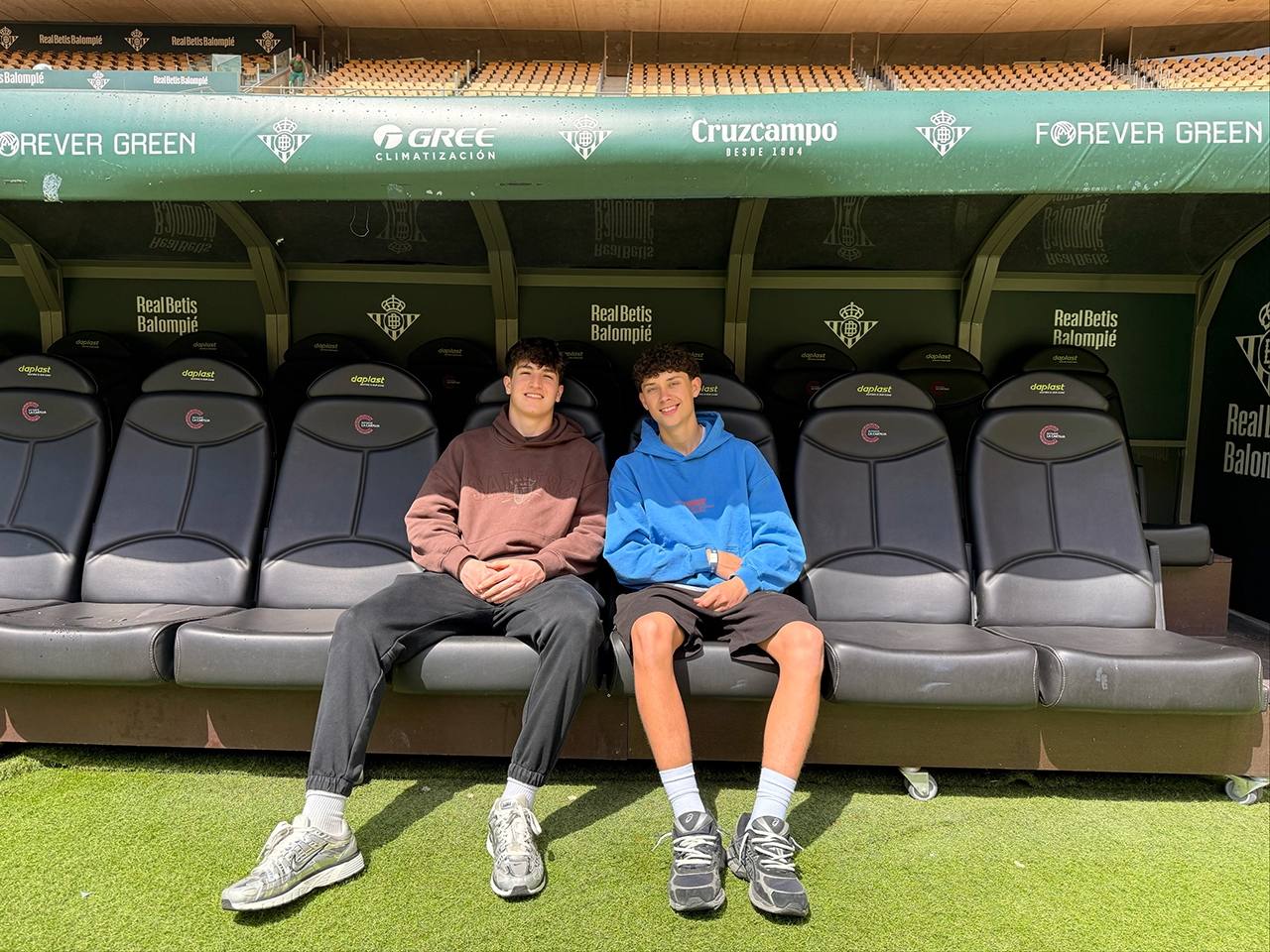 Kaptiva Sports partners with Real Betis Kaptiva Sports se asocia con el Real Betis